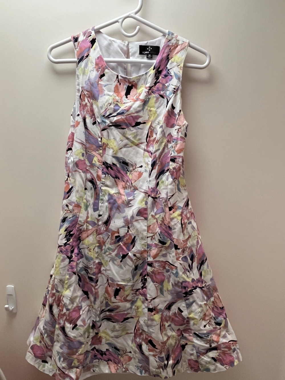 PASTEL PINK MULTI ABSTRACT SLEEVELESS A-LINE FIT & FLATE DRESS